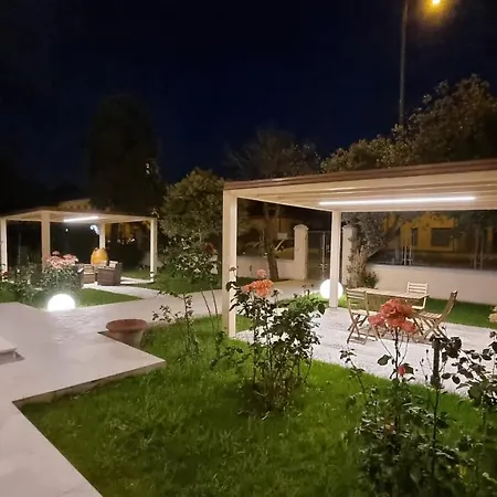 Rosa Antica Bed & Breakfast 3*