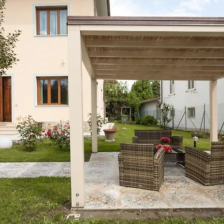 Oda ve Kahvaltı Rosa Antica