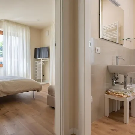 Couette-café Rosa Antica Lucques