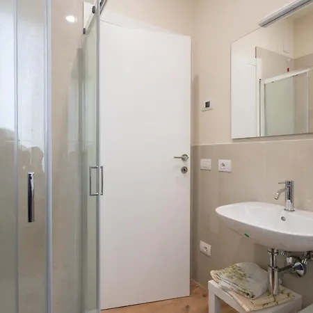 Couette-café Rosa Antica Lucques